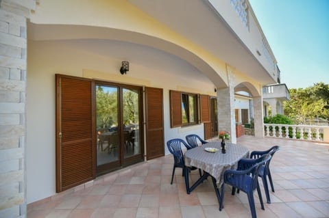 Apartments Zlatko - Unit 372307-13
