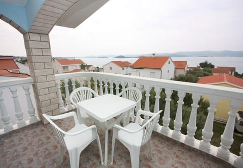 Apartments Vese - Unit 372318-13