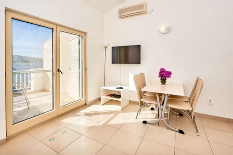 Apartments Sea front - Unit 372321-13