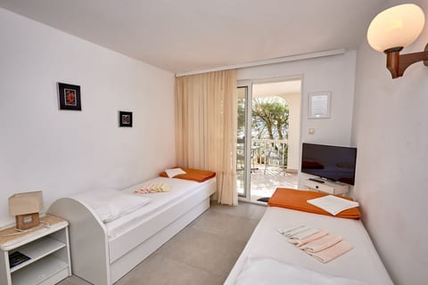 Apartments Sea front - Unit 372324-13