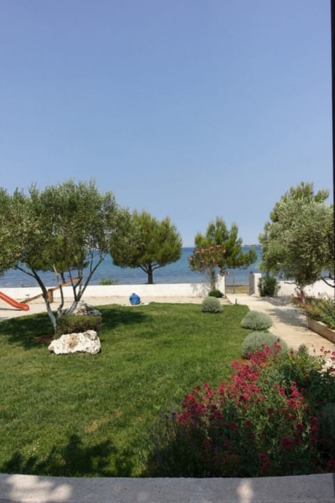 Apartments Ivo - Unit 372334-13