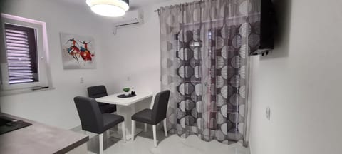 Apartments DaRi - Unit 372338-13