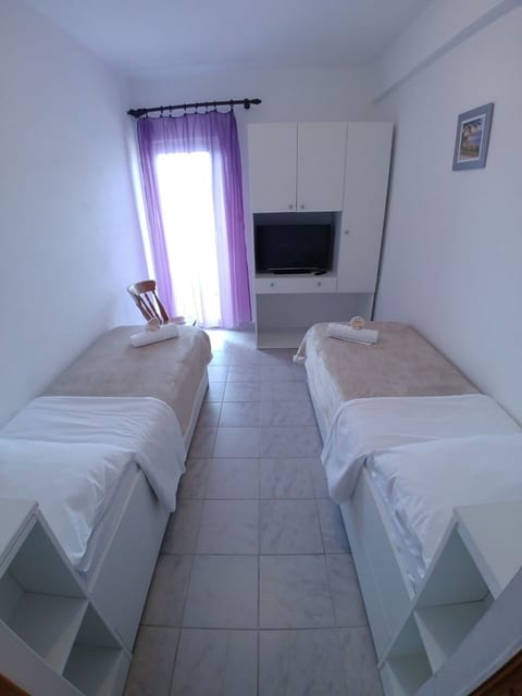 Apartment Svetka - Unit 372359-13