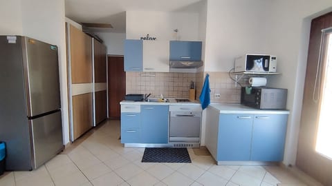 Apartments Grbac Veli Rat-Seaside - Unit 372372-13