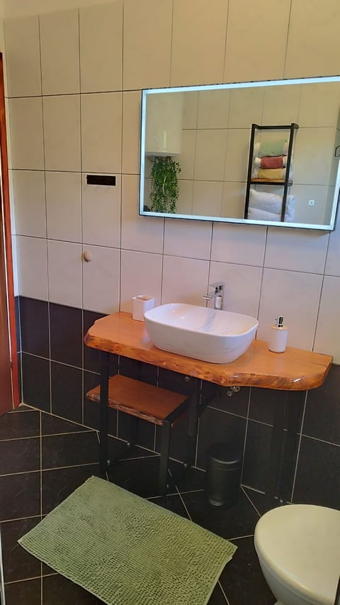 Apartments Grbac Veli Rat-Seaside - Unit 372372-13