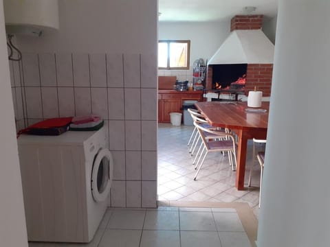 Apartments Armitage - Unit 372377-13