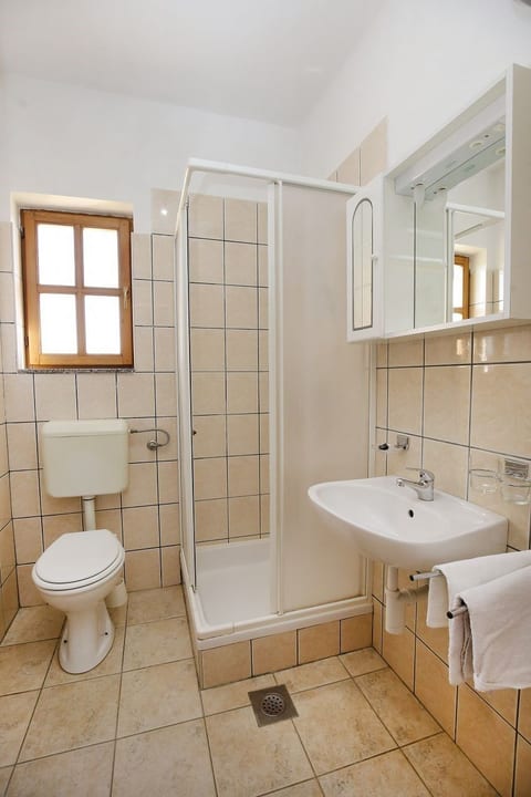 Apartments Armitage - Unit 372379-13