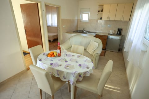 Apartments Teo - Unit 372398-13
