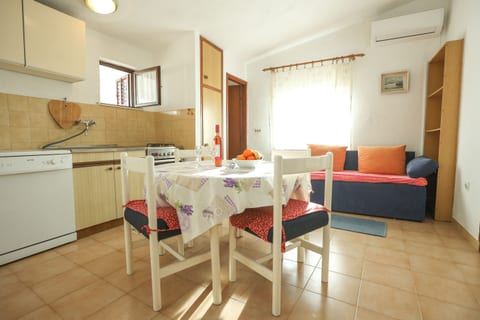 Apartments Teo - Unit 372399-13