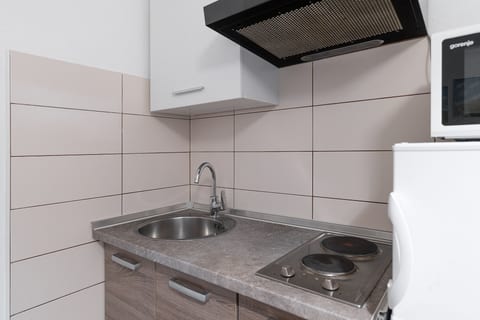 Apartments Pere - Unit 372405-13