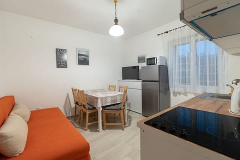 Apartments Pere - Unit 372406-13