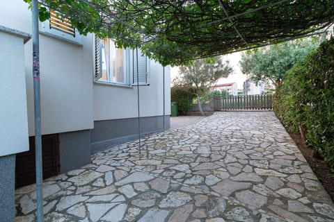 Apartments Pere - Unit 372406-13