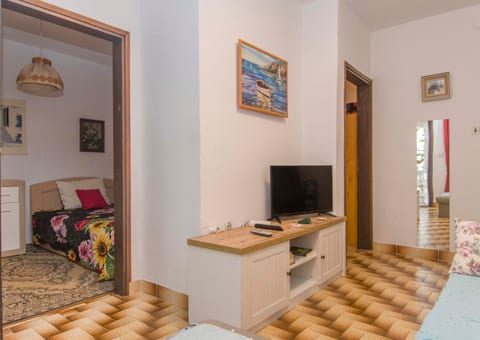 Apartments Masa - Unit 372410-13