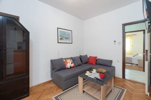Apartments Ivo - Unit 372430-13