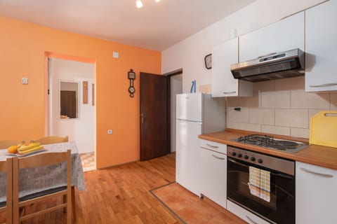 Apartments Ivo - Unit 372431-13