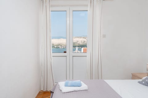 Apartments Ivo - Unit 372432-13
