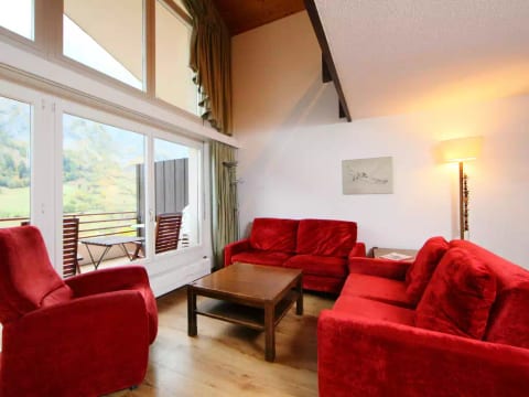 Ringstrasse Apt 512
