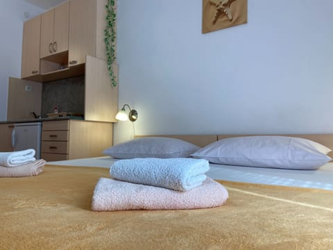 Apartment Lina - Unit 372435-13