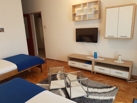 Apartment Lina - Unit 372437-13