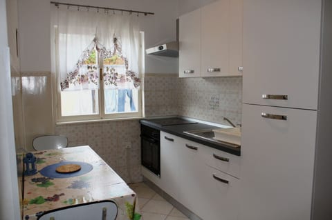 Apartment Lina - Unit 372437-13