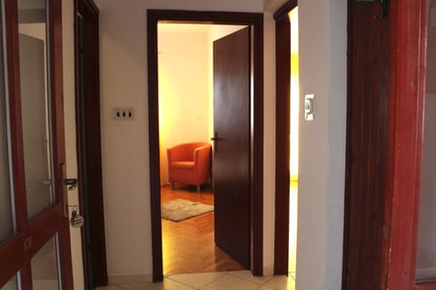 Apartment Lina - Unit 372438-13