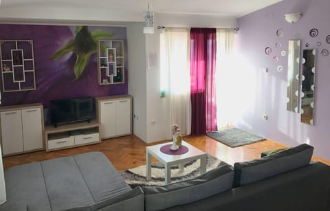 Apartment Lina - Unit 373174-13