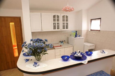 Apartments Mari - Unit 372442-13