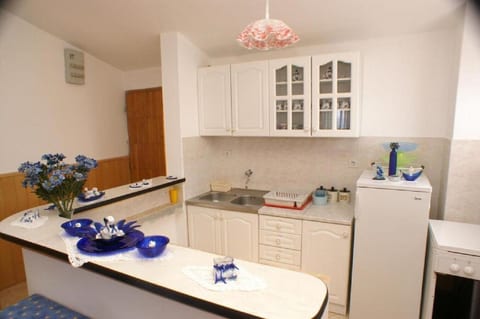 Apartments Mari - Unit 372442-13