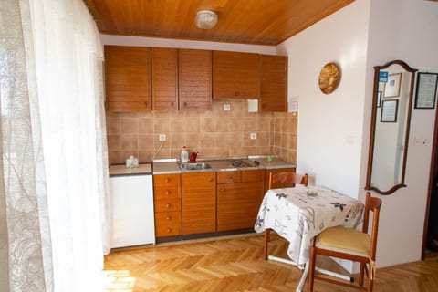 Apartments and Rooms Ivan - Unit 372477-13