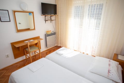 Apartments and Rooms Ivan - Unit 372479-13