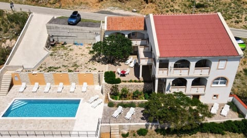 Apartments PoolHouse - Unit 372484-13