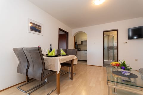 Apartments PoolHouse - Unit 375503-13