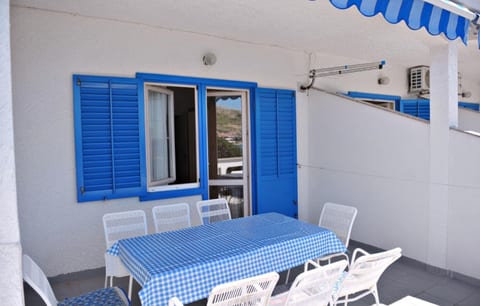 Apartments Draga - Unit 372487-13