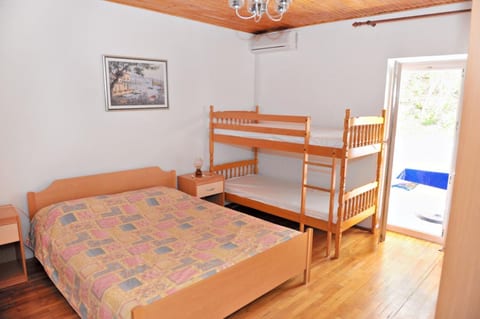 Apartments Draga - Unit 372488-13