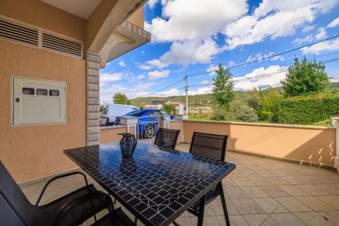 Apartments Mig - Unit 372505-13