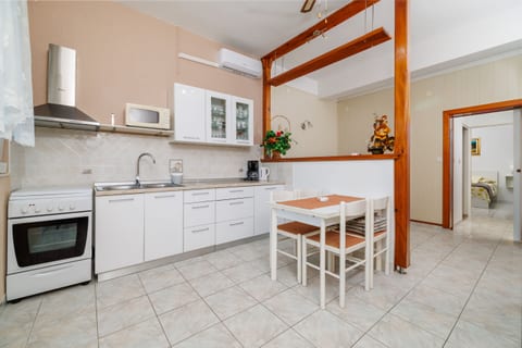 Apartments Mig - Unit 372505-13