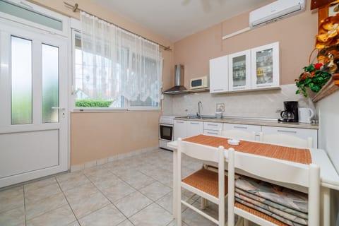 Apartments Mig - Unit 372505-13