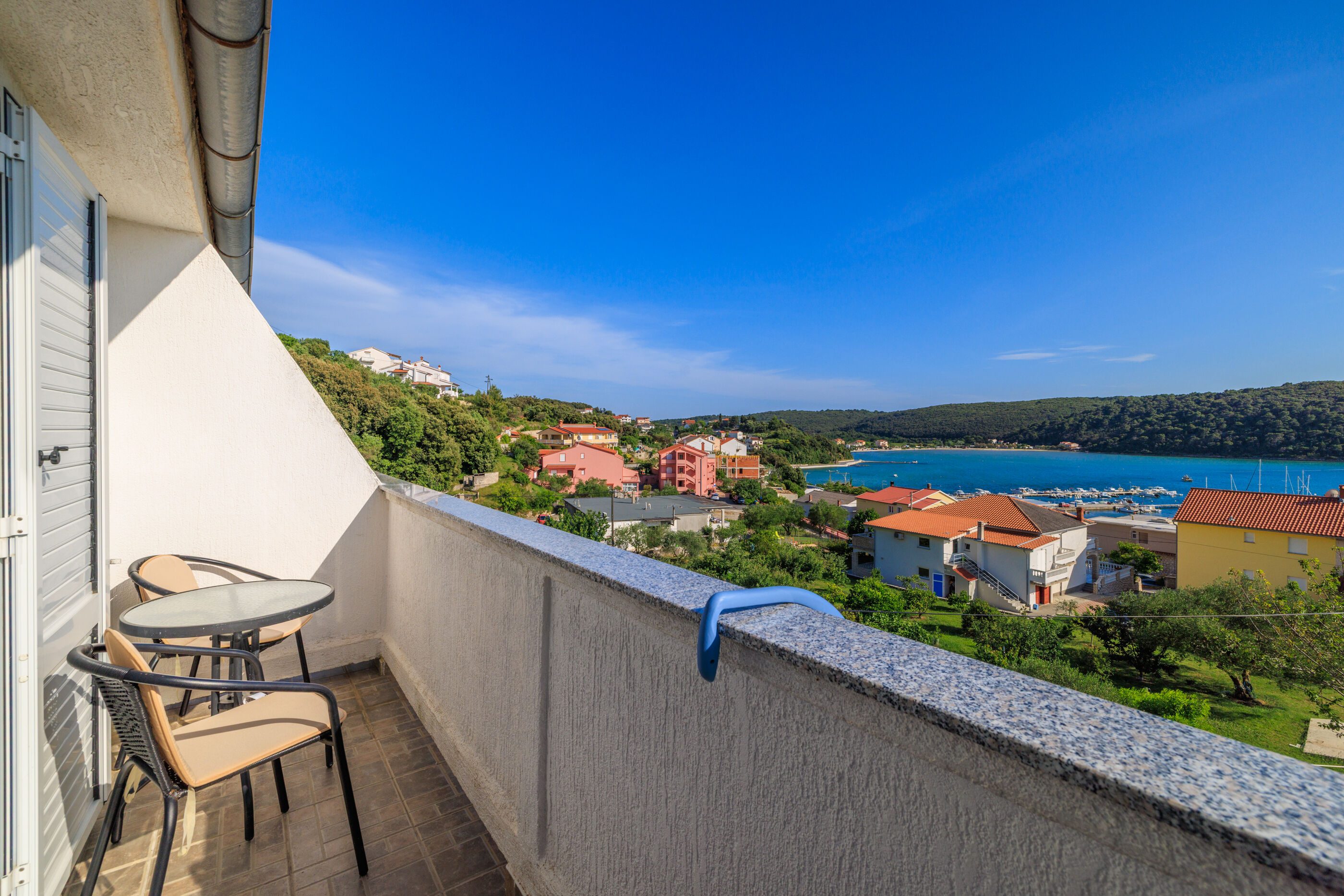 Apartment Ren - Unit 372511-13
