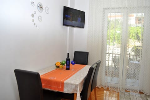 Apartments and Rooms Ljuba - Unit 372569-13