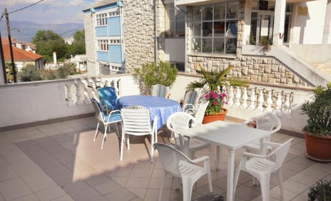 Apartment and Rooms Luka - Unit 372600-13