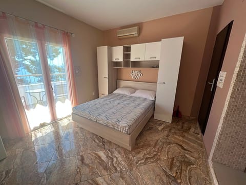 Apartment Verica - Unit 372643-13