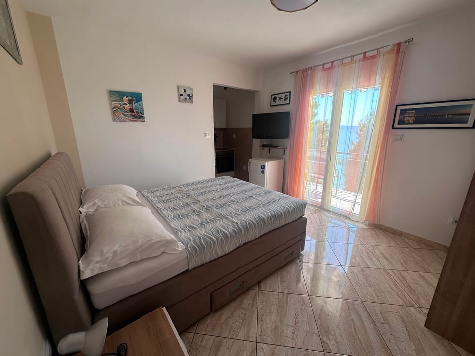 Apartment Verica - Unit 372644-13