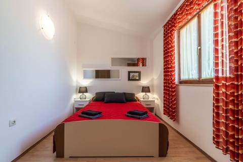 Apartments Mimi - Unit 372497-13