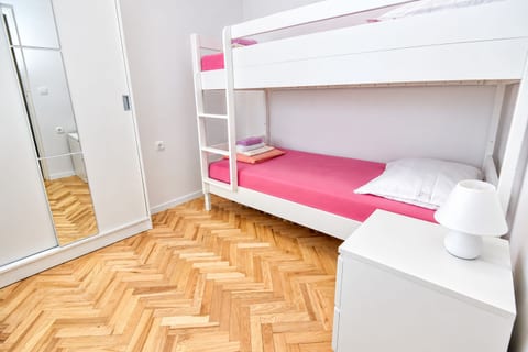 Apartments Neva - Unit 372671-13