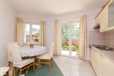 Apartments Dragan - Unit 372673-13