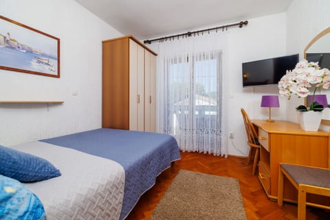 Apartment Dragica - Unit 372682-13