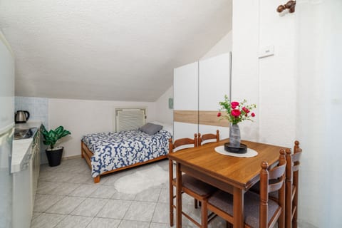 Apartment Dragica - Unit 372964-13