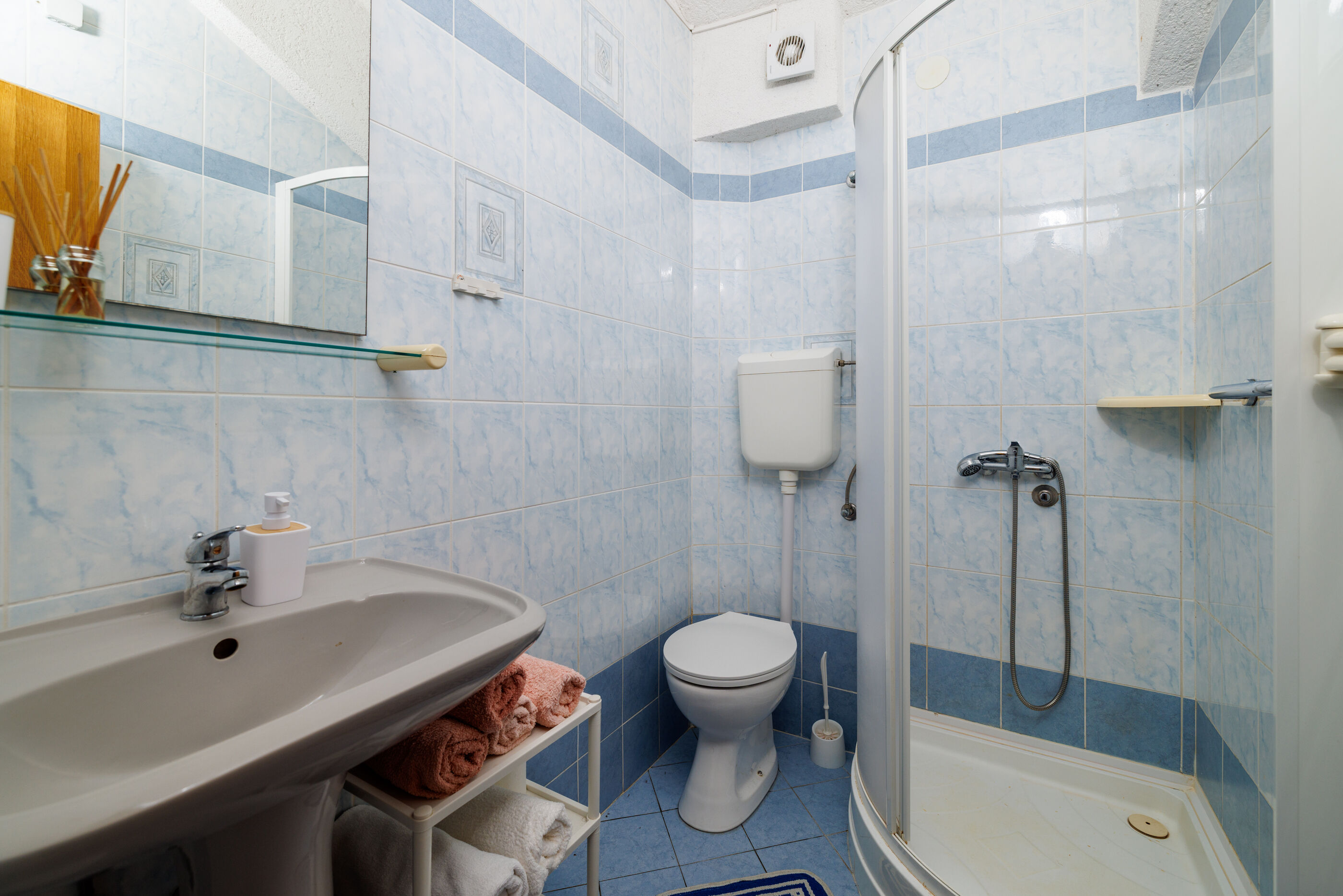 Apartment Dragica - Unit 372964-13