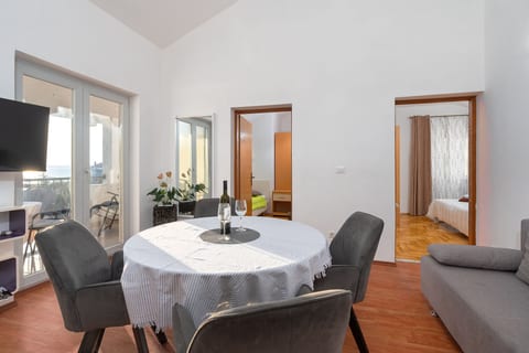 Apartments Mari - Unit 372685-13