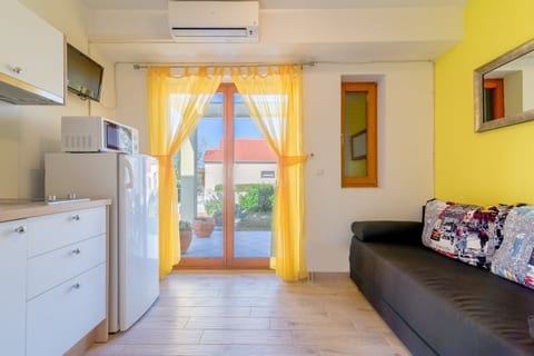 Apartments Bosko - Unit 372700-13